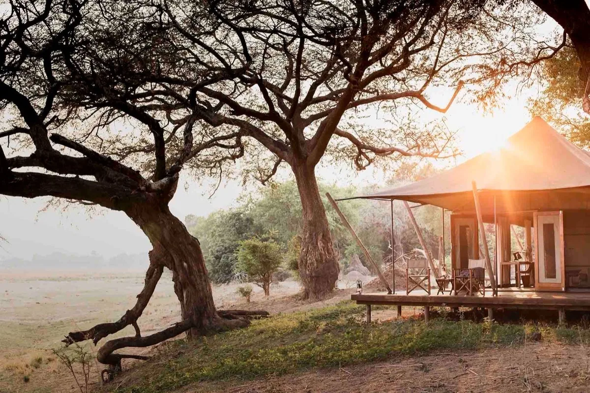Main area at Wilderness Ruckomechi on the Zambezi, Mana Pools